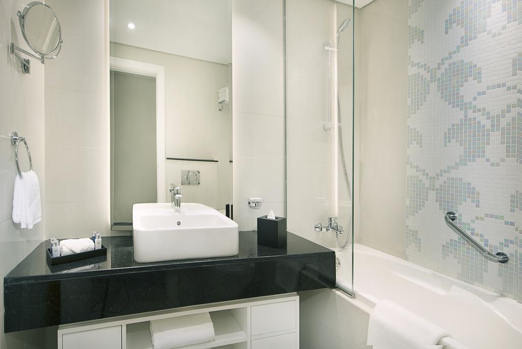 Two Bedroom Suite with kitchenette - City Skyline View